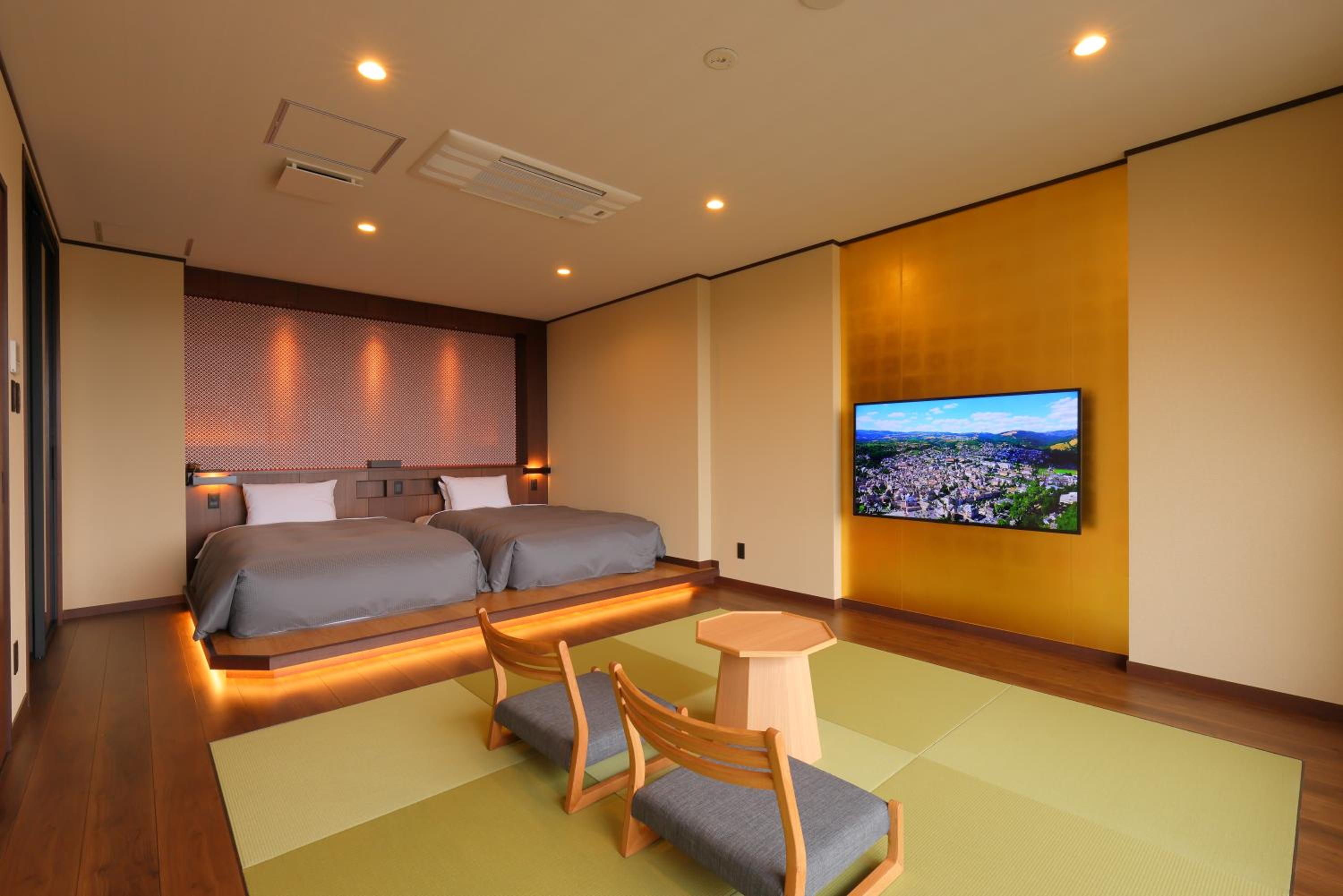 Suite, Hot Spring Bath