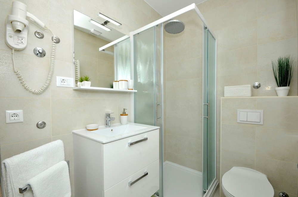 Villa Fani - Apartments And Rooms 50/50