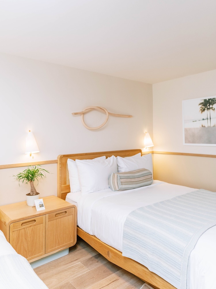room, 2 queen beds