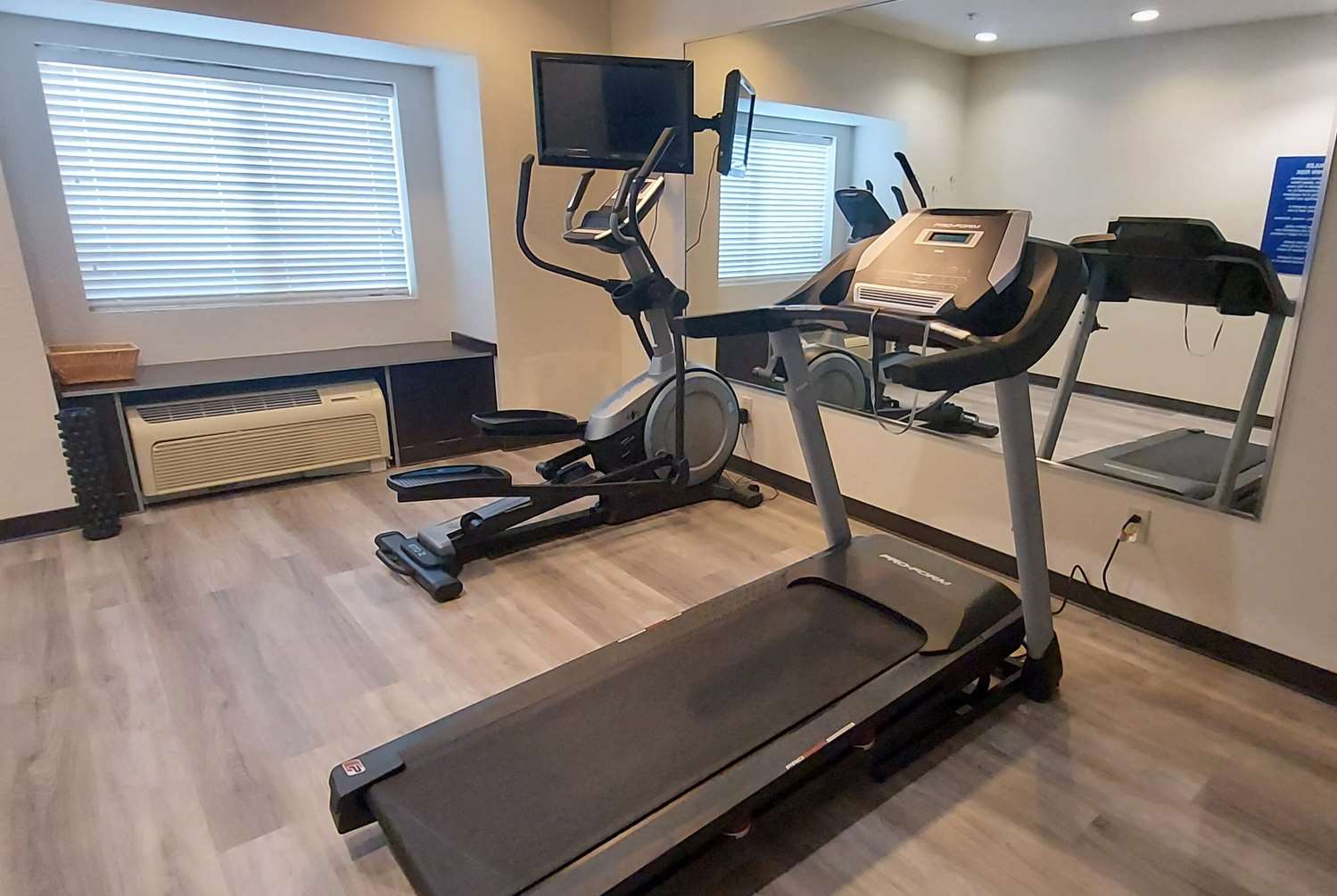 Microtel Inn Suites By Wyndham Hoover Birmingham 7/20