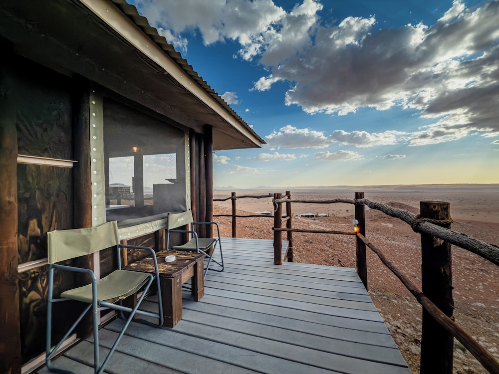 Moon Mountain Lodge 54/57