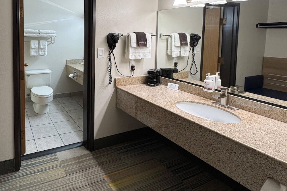 Park Inn by Radisson Maryville 47/50
