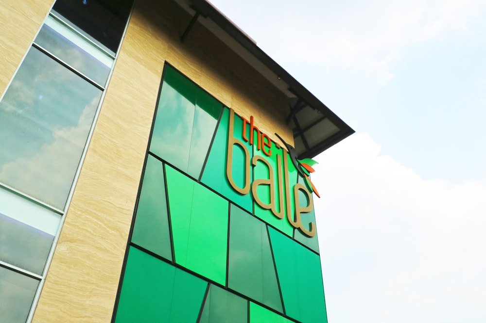 The Baile in JAKARTA