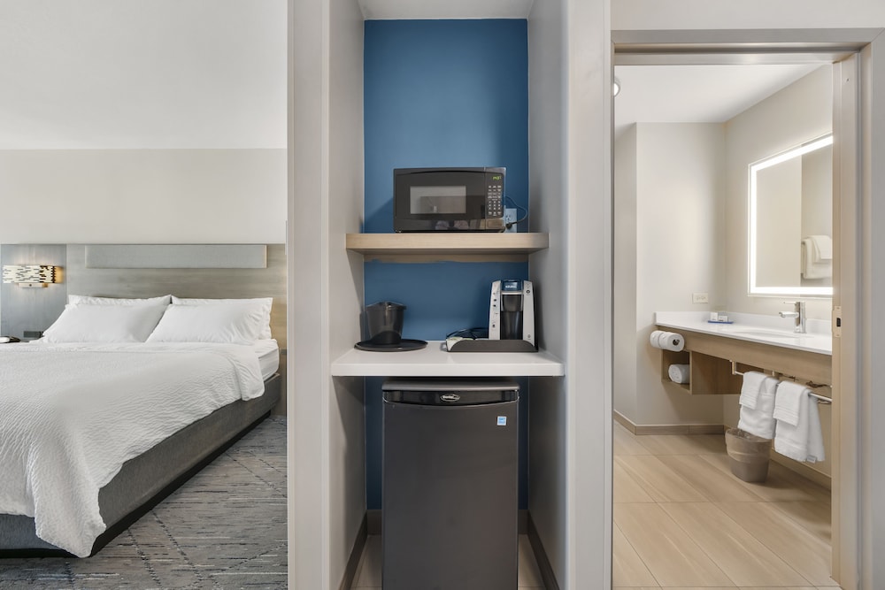 Holiday Inn Express Hotel & Suites Peru - Lasalle Area 30/66