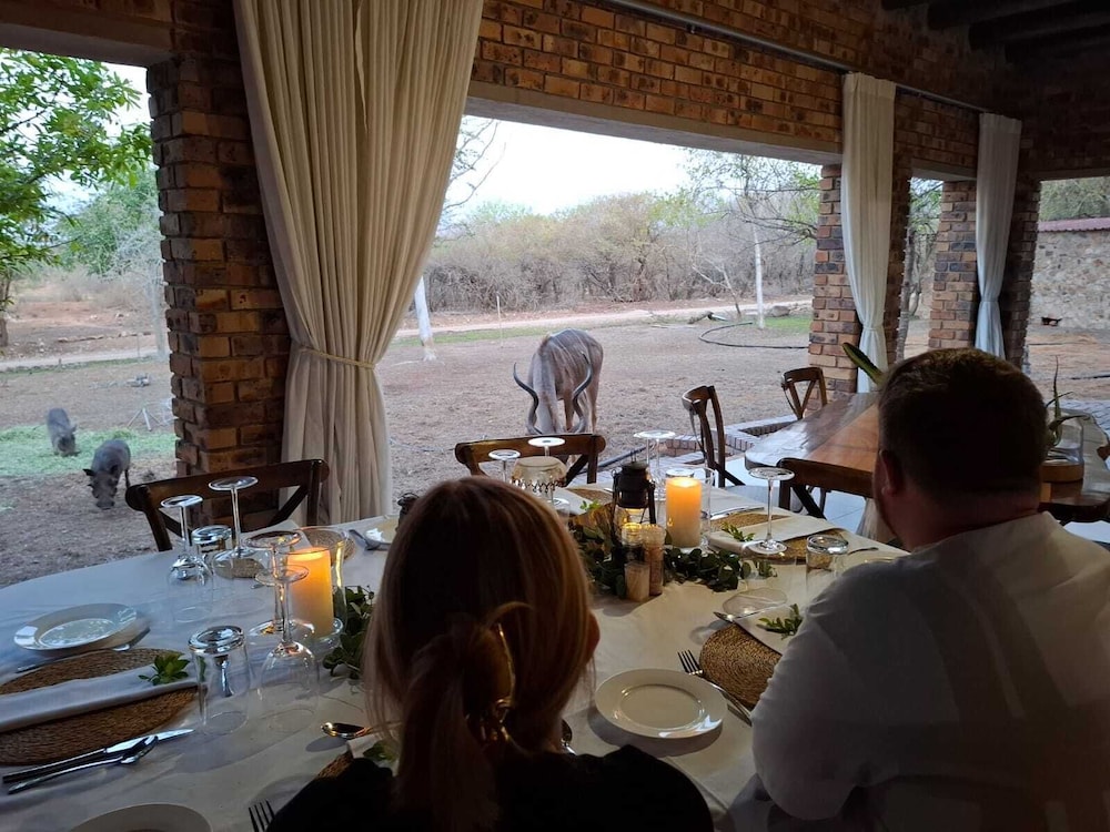Kruger Riverside Lodge 16/50