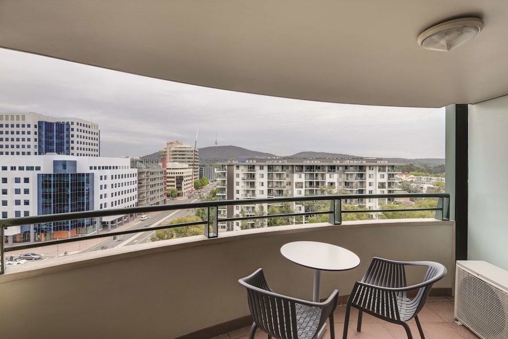 Adina Serviced Apartments Canberra James Court 26/45