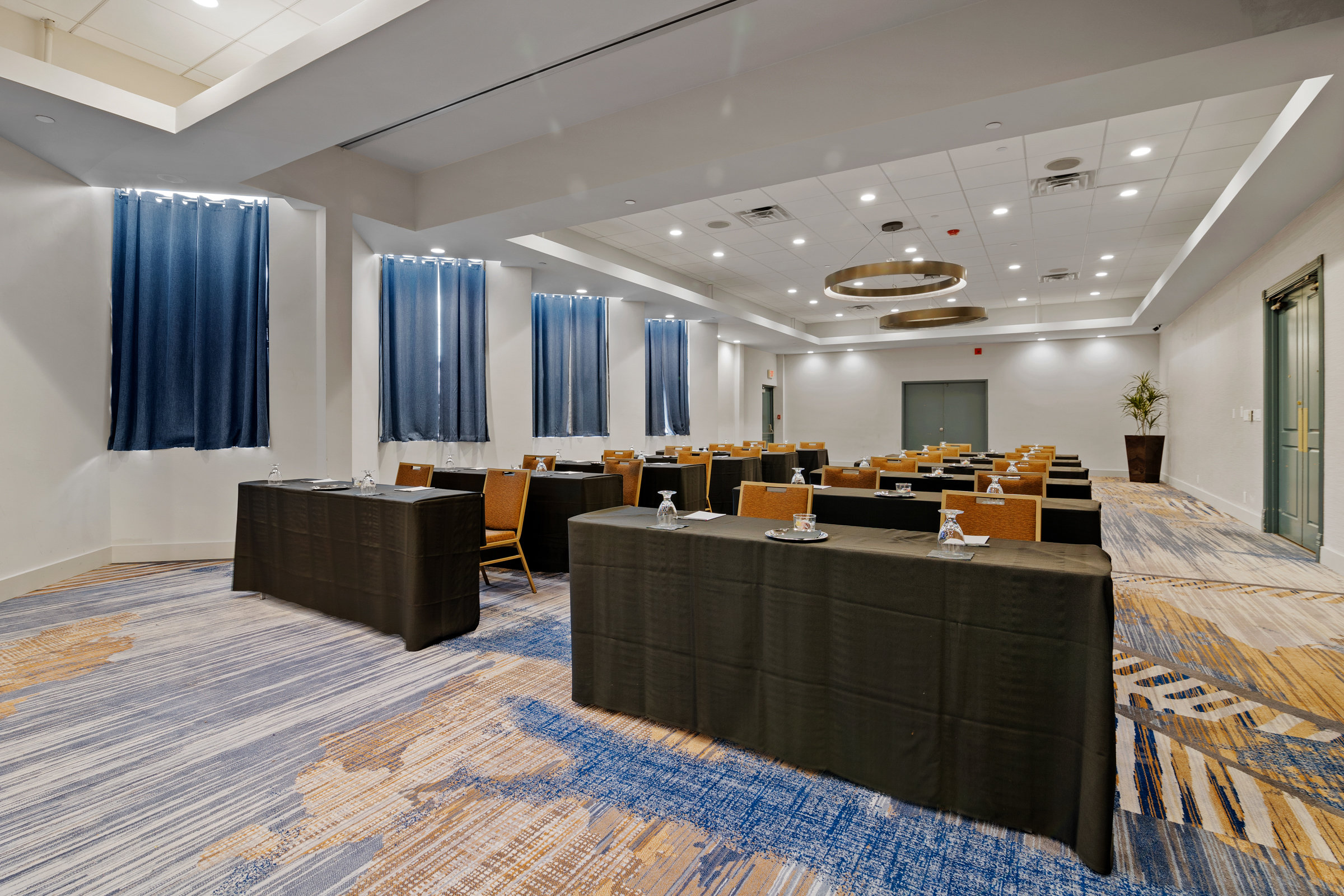 Crowne Plaza Houston Med Ctr-Galleria Area 67/75