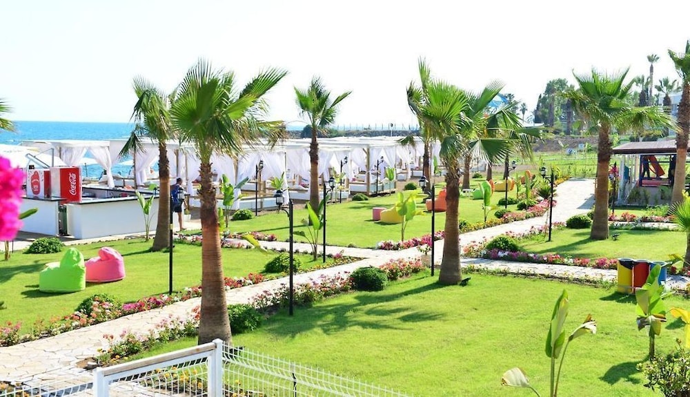 Tourist Hotel Antalya 55/63