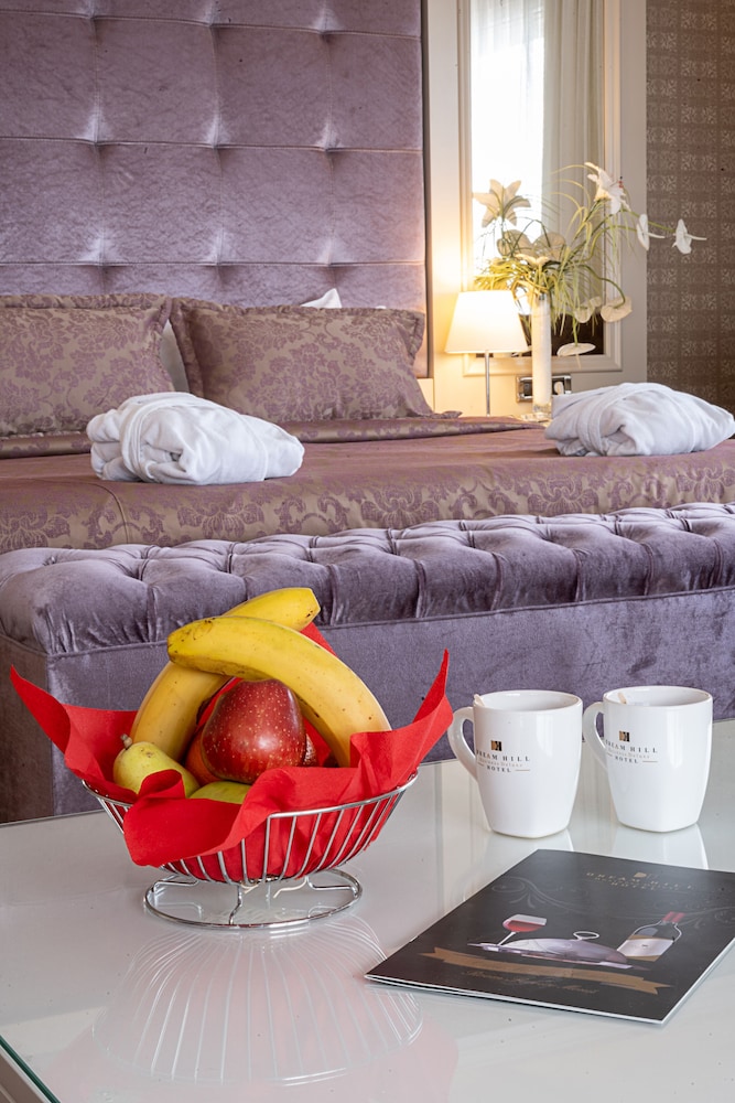 Dream Hill Business Deluxe Hotel Asia 21/26