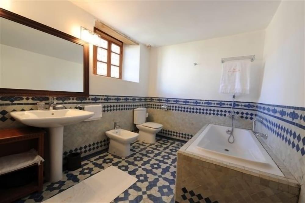 Riad Au 20 Jasmins 46/49
