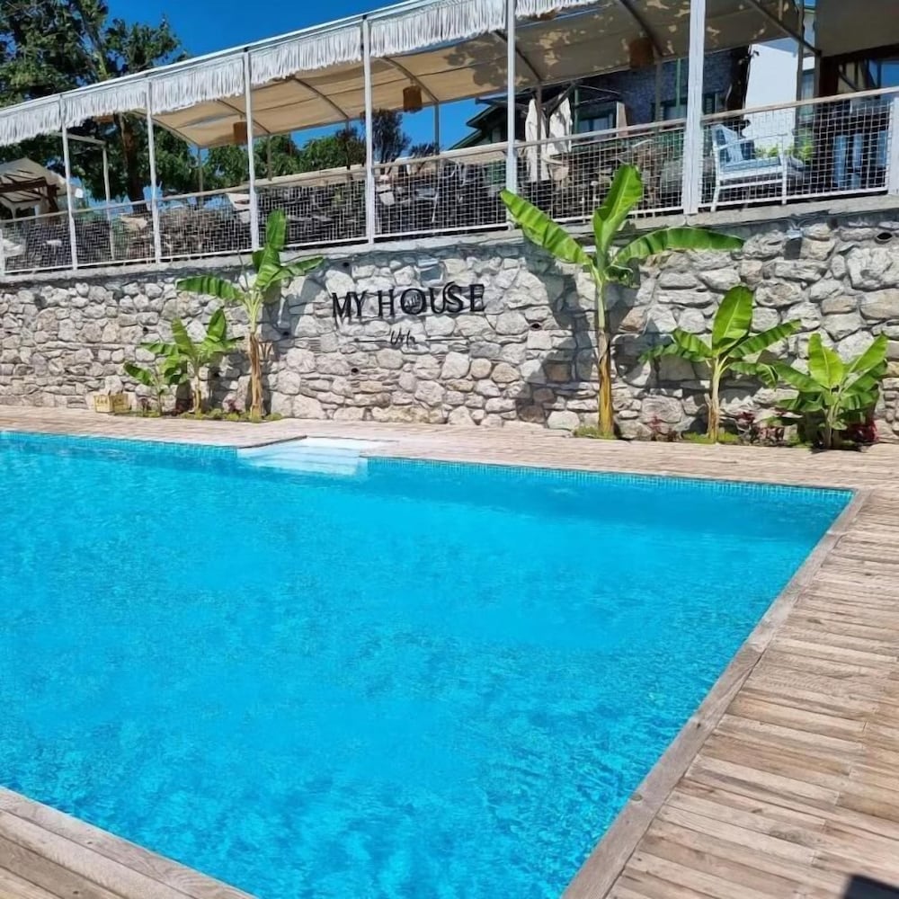 Myhouse Urla Butik Otel 45/50
