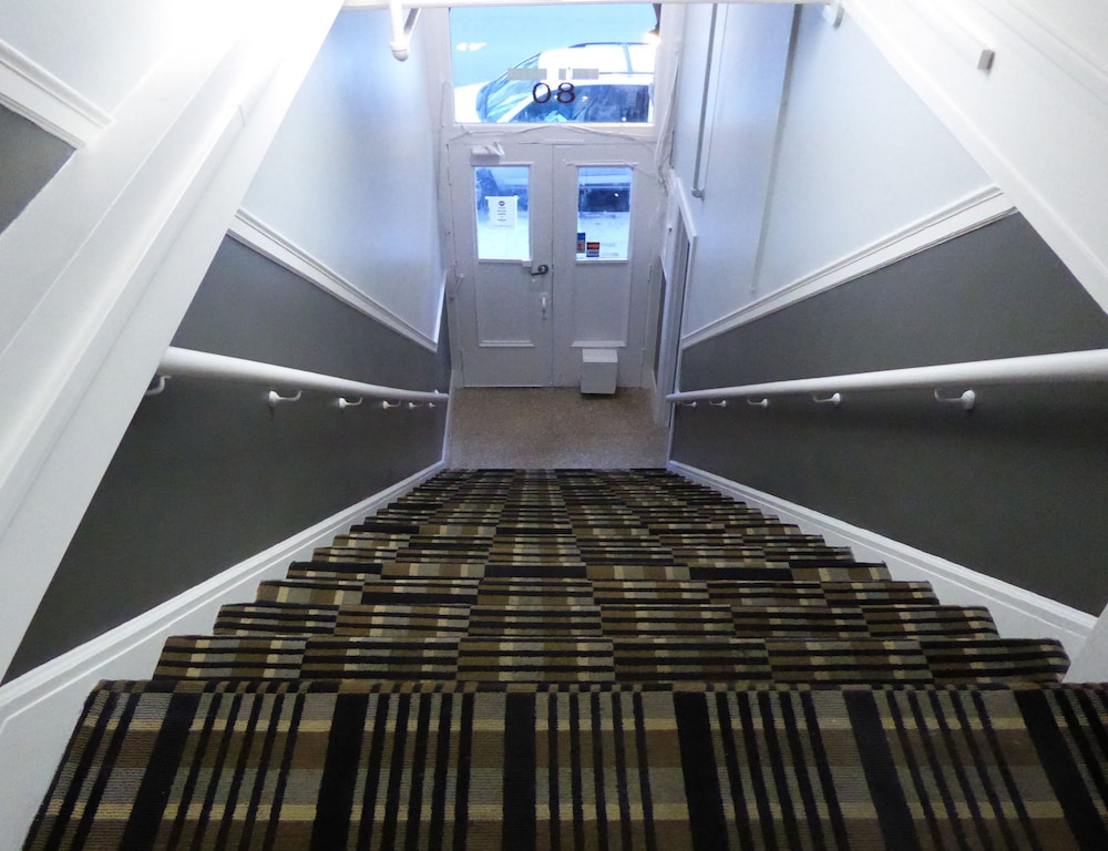 Ram s Hotel 30/50