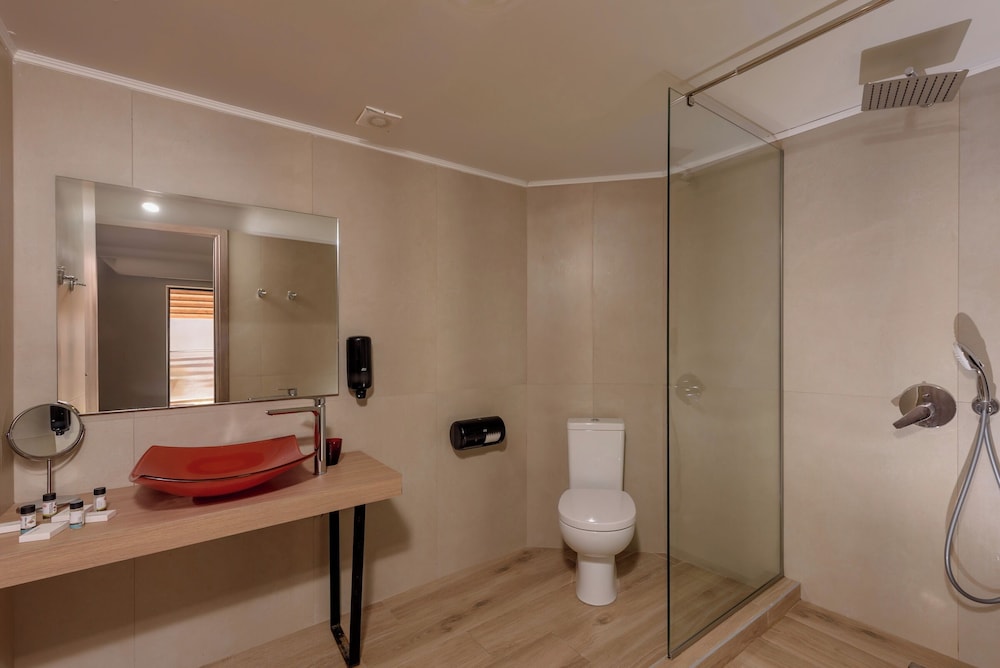 Katrin Suites - Adults Only 47/50