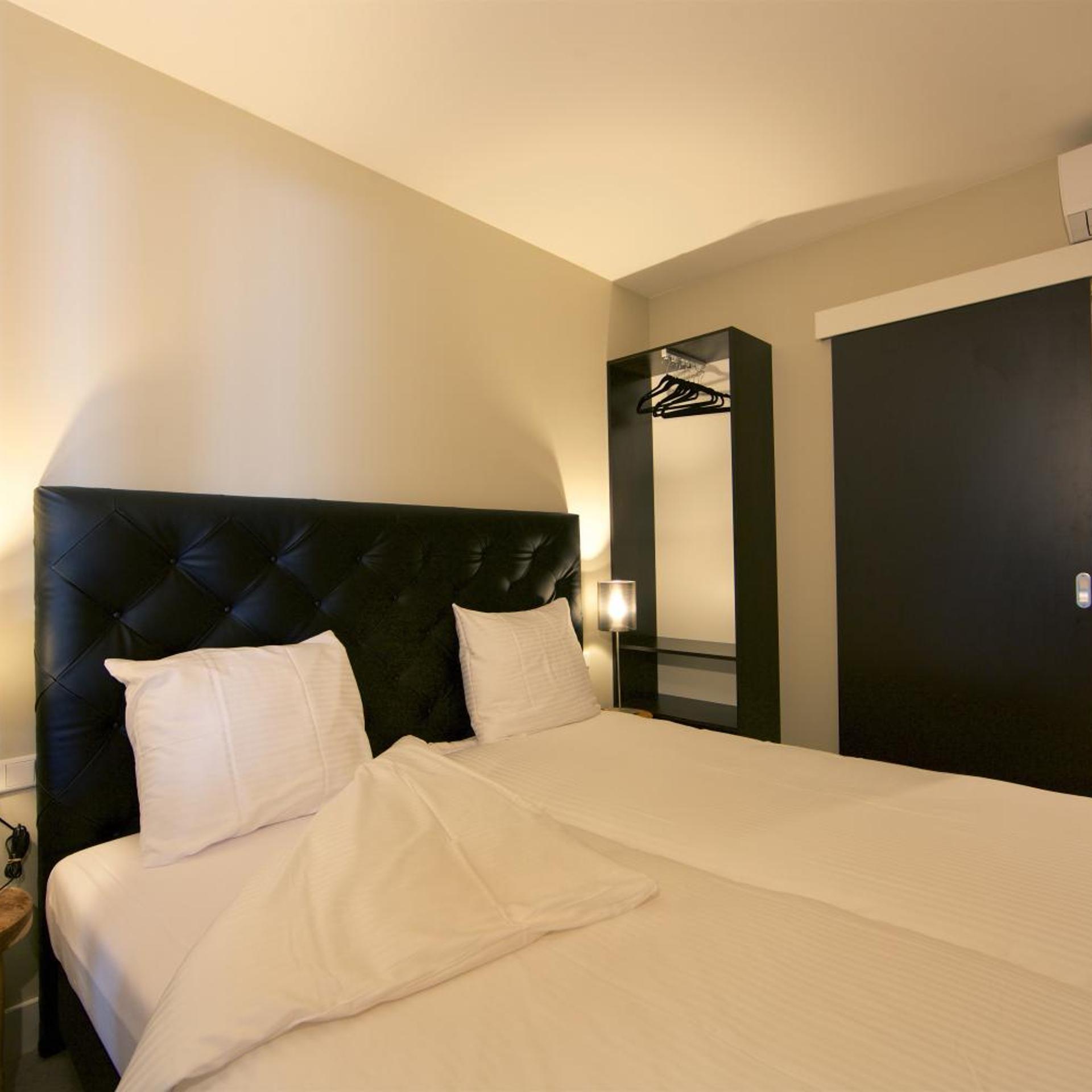 Camp Inn Hotel Amsterdam 12/34