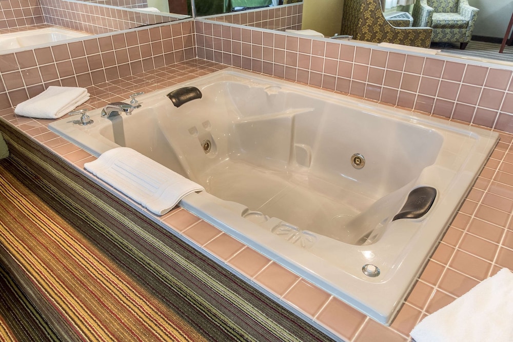 Quality Inn Athens, OH 26/50