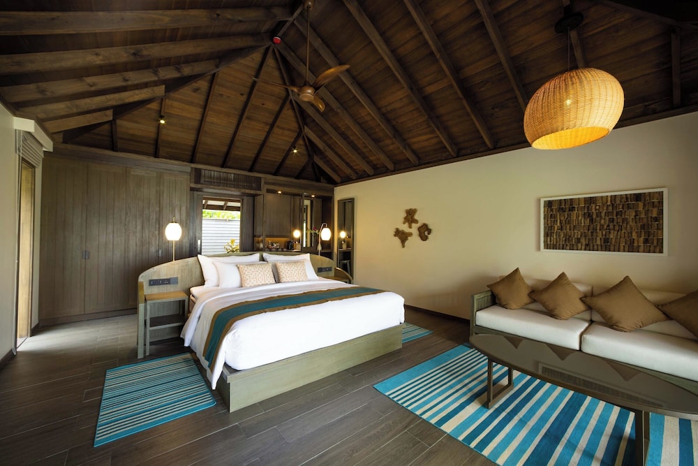 Beach Pool, Dheru, Villa, King Bed