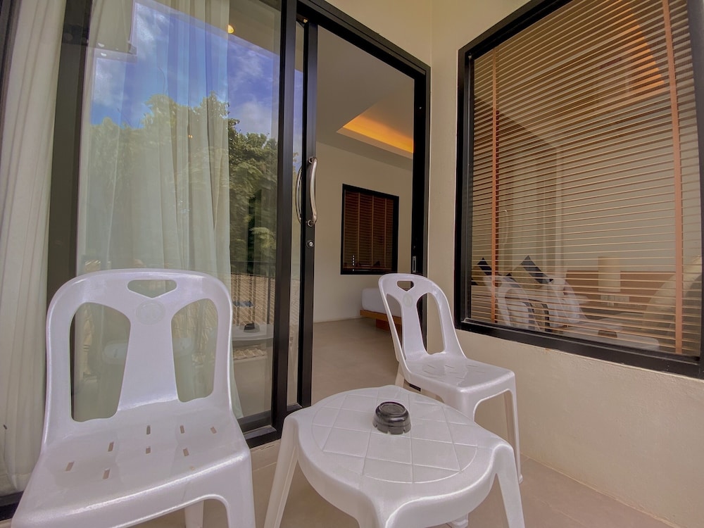 White Sand Halal House Krabi 27/29
