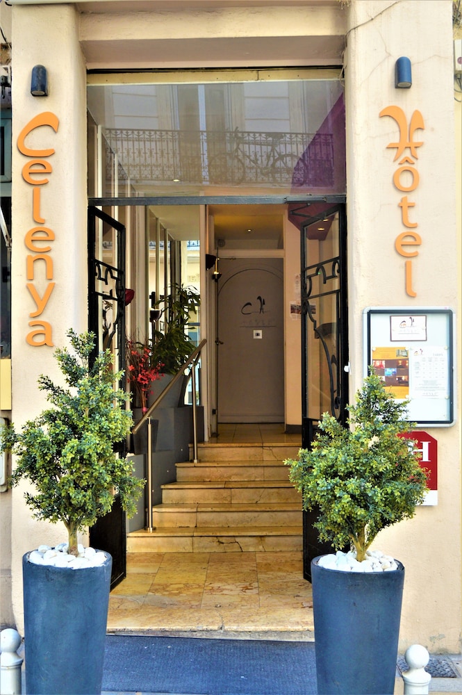 CELENYA HOTEL 8/68
