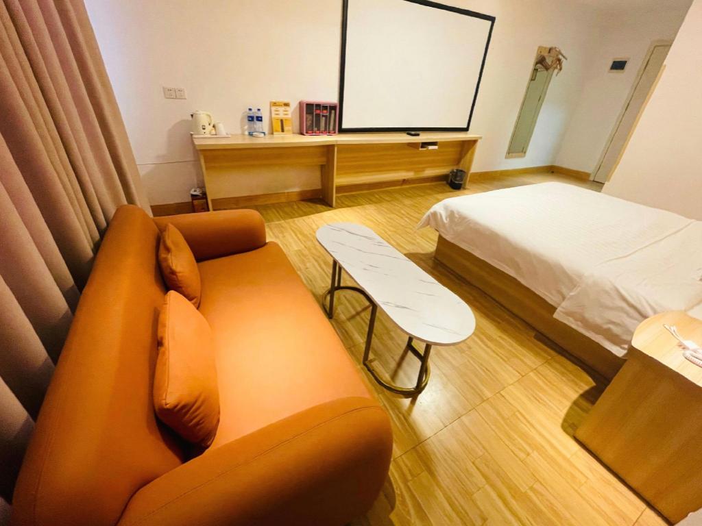 7 Days Inn (Zhuhai Haiquanwan Pingsha) 31/55