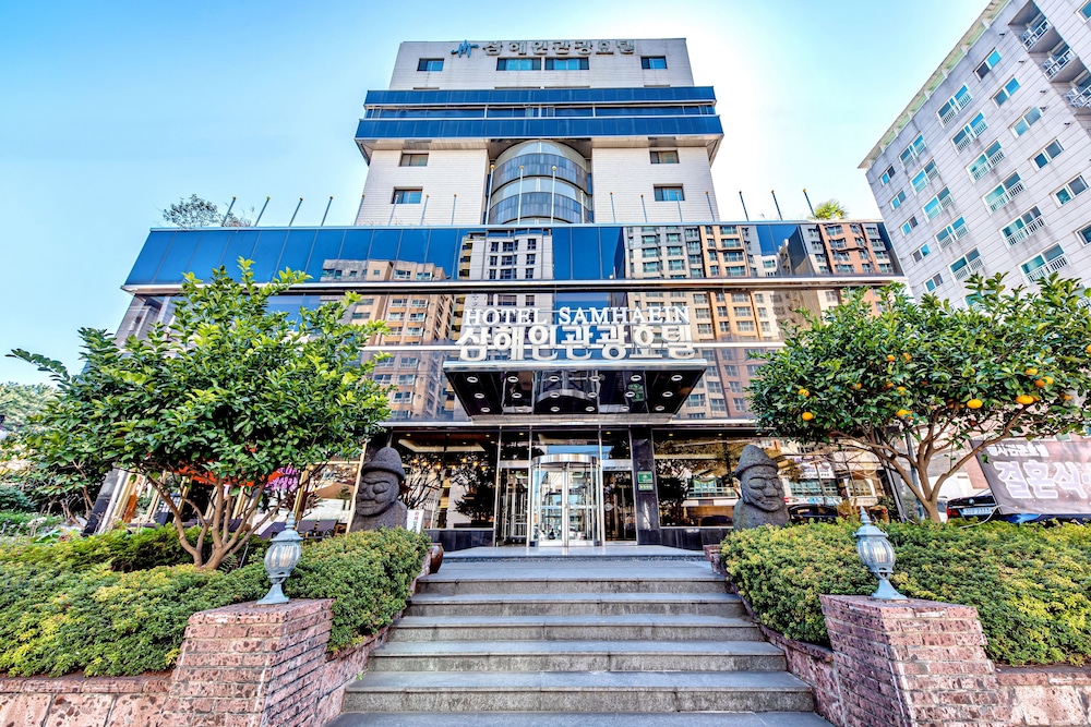 Samhaein Tourist Hotel 3/46