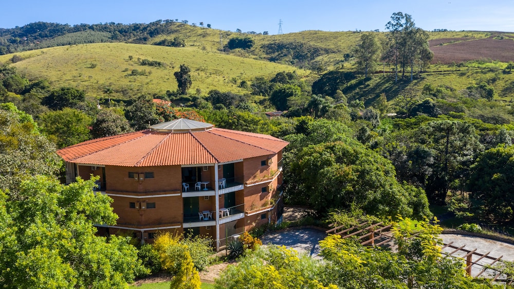 Grinbergs Village Hotel 3/46