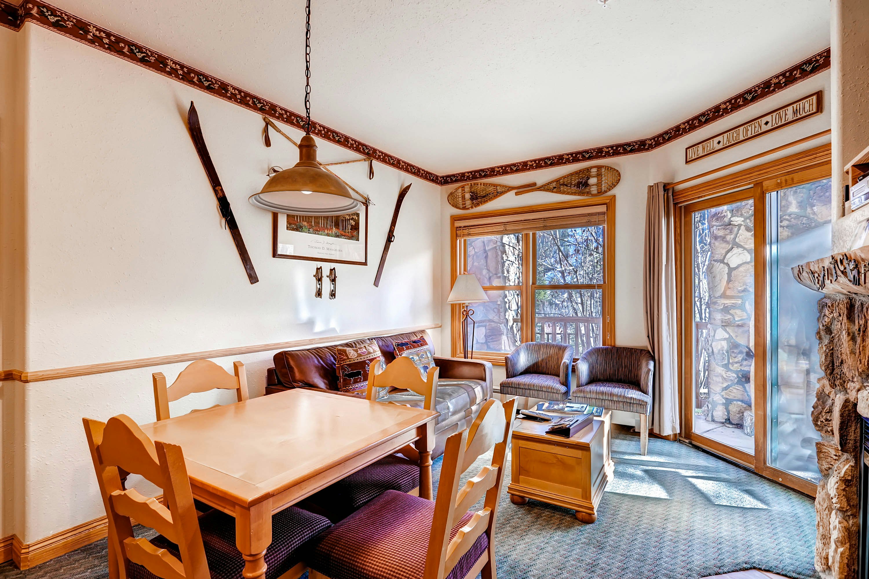 Gateway Mountain Lodge 57/75