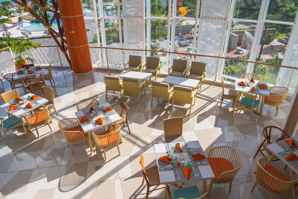 Harris Hotel Barelang Batam 24/45