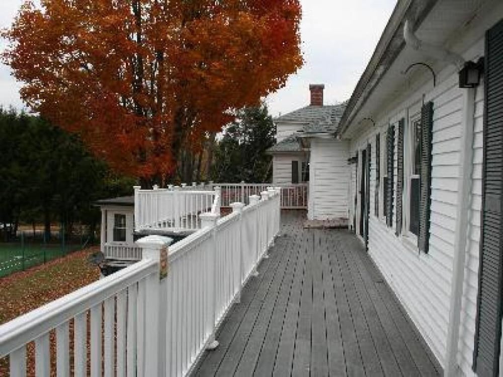 The Windrifter Resort 6/50