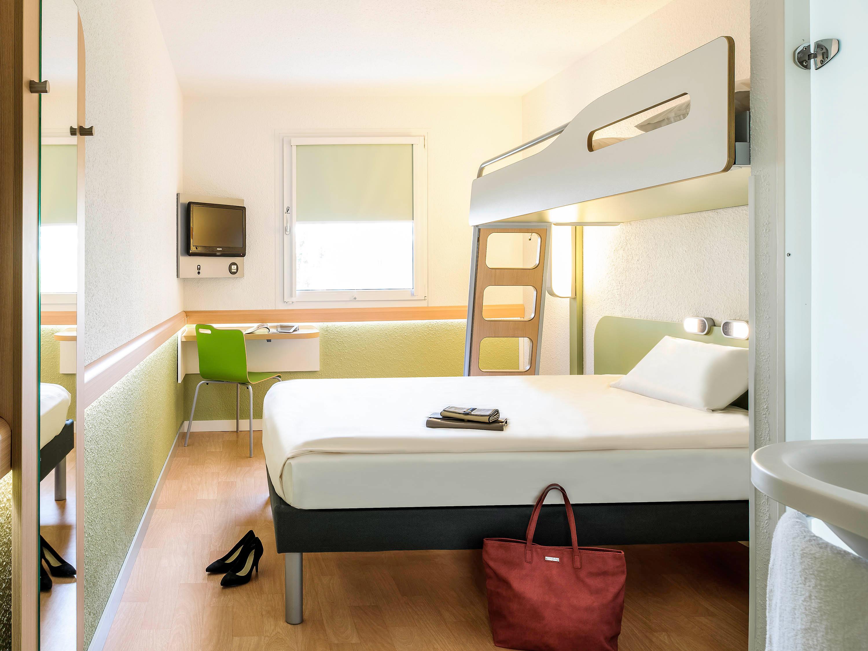 ibis budget Dommartin les Cuiseaux 20/30