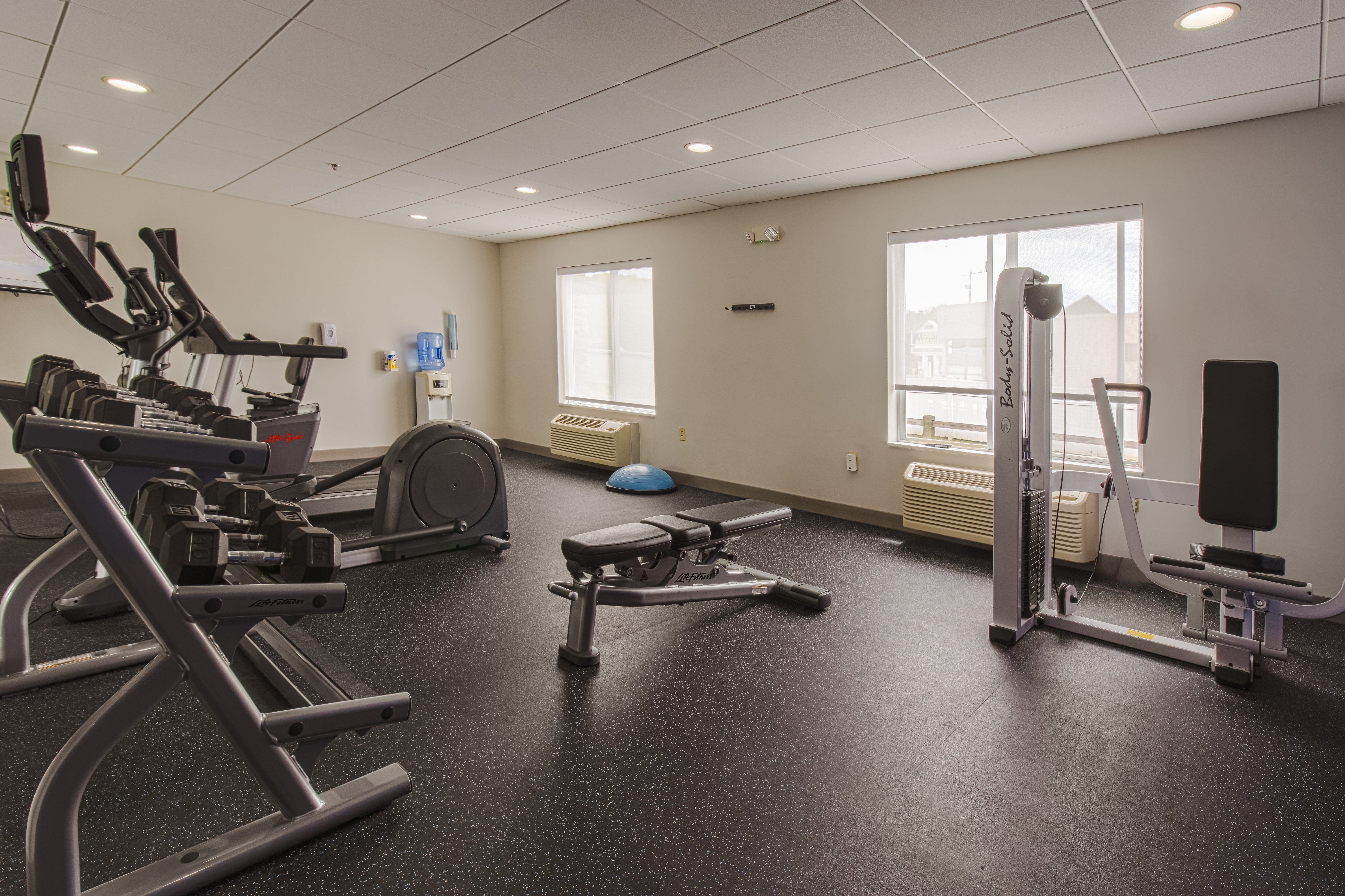 Holiday Inn Express Newington 28/50
