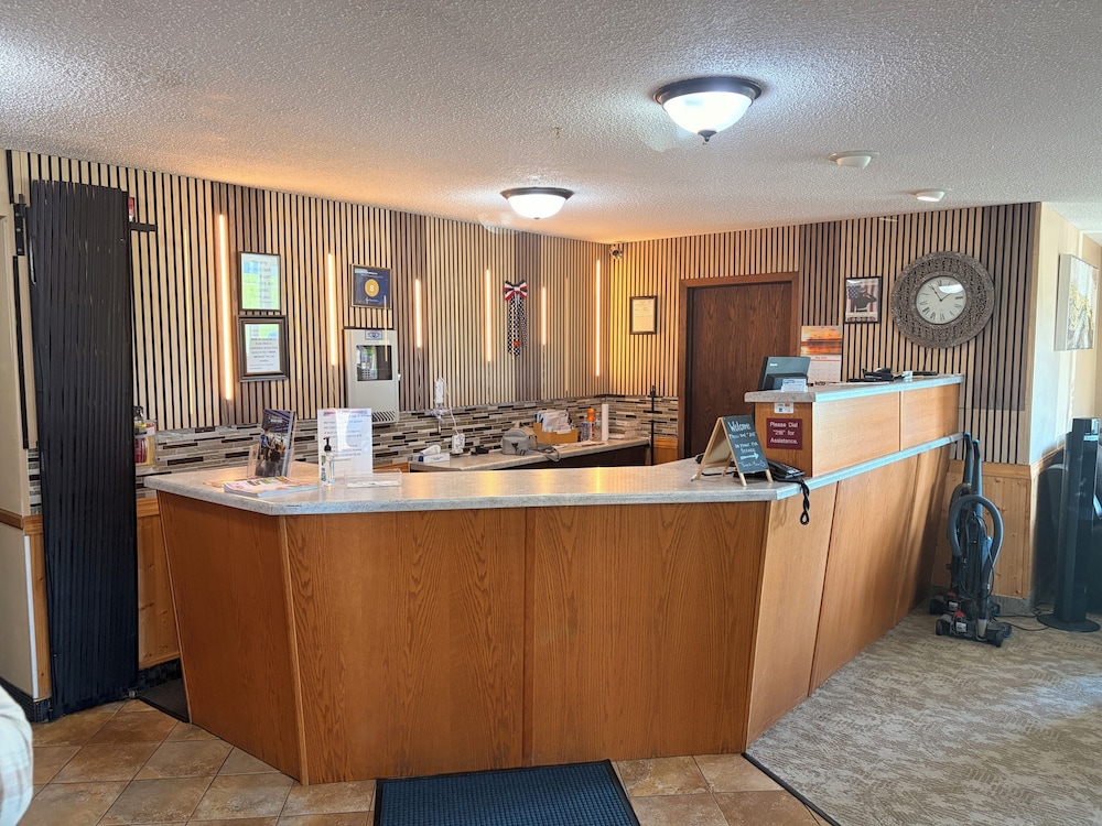 East Grand Inn Grand Forks ND I 29 9/64