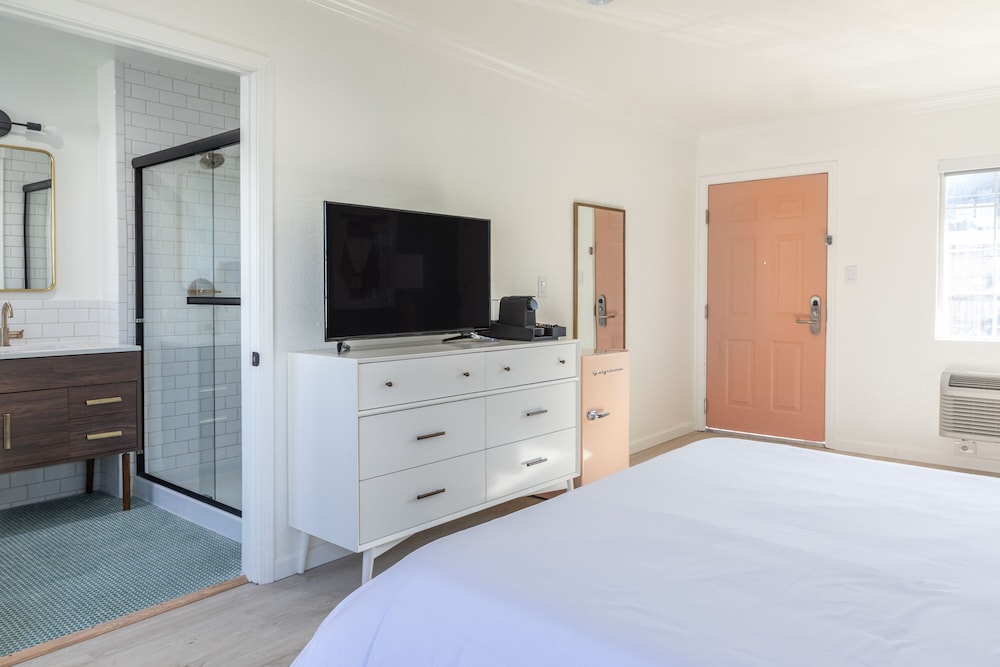 Signature Inn Berkeley Oakland 23/66