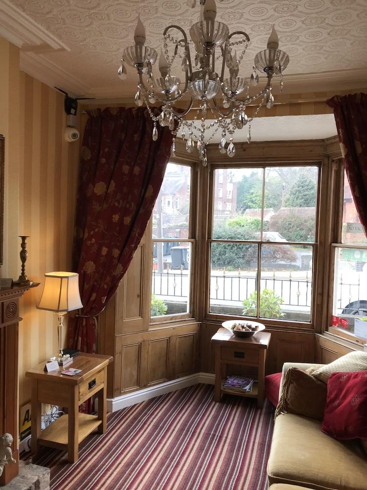 ISUITES Serviced Accommodation 11/23