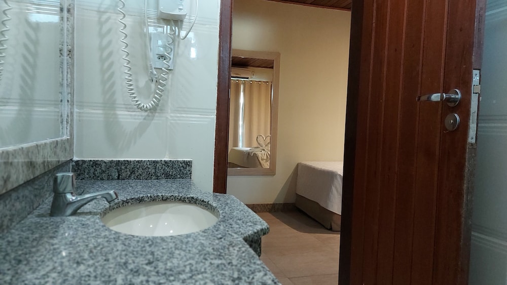 Porto Bali Hotel 34/37