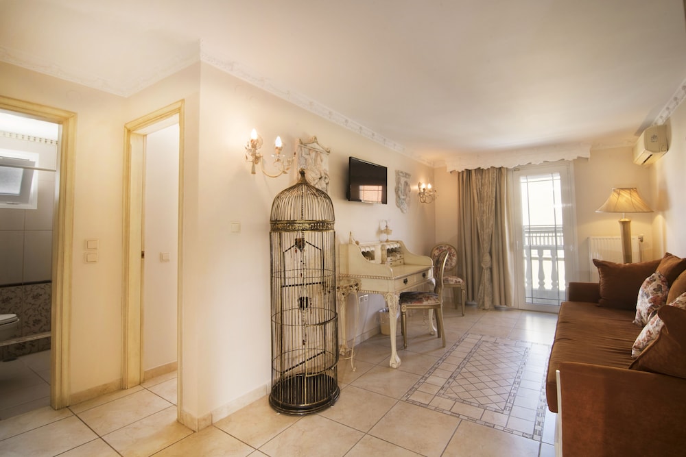 Parthenon Art Hotel 33/50