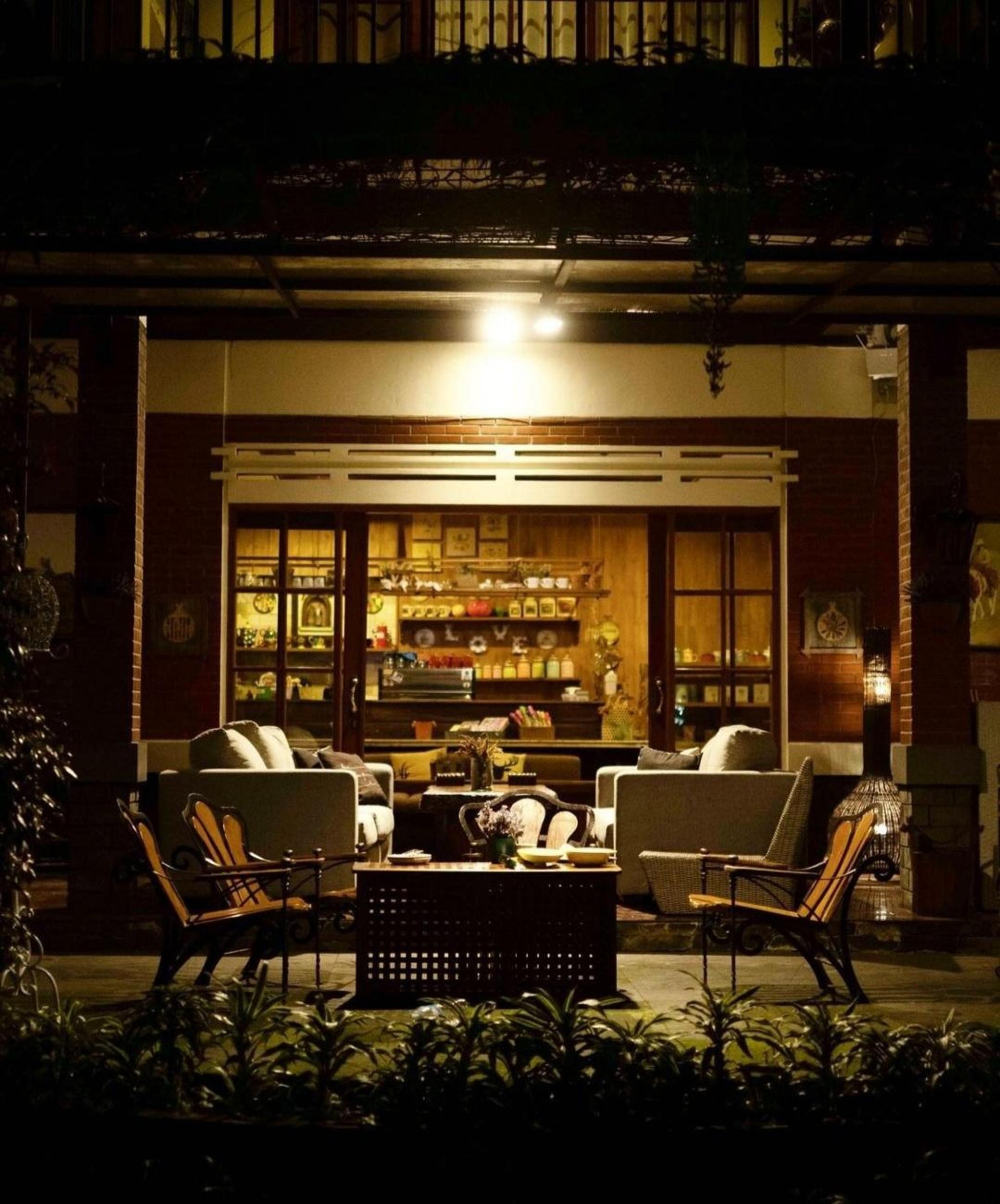 Sandalwood Boutique Hotel 2/21
