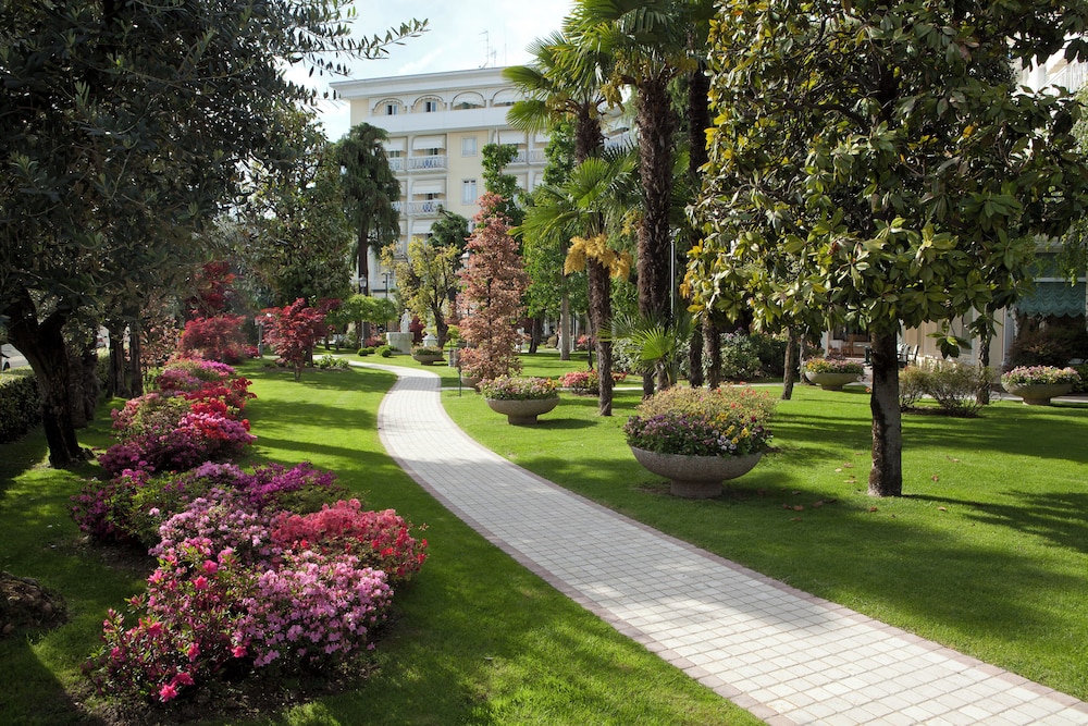 Hotel Due Torri Abano Terme 44/50