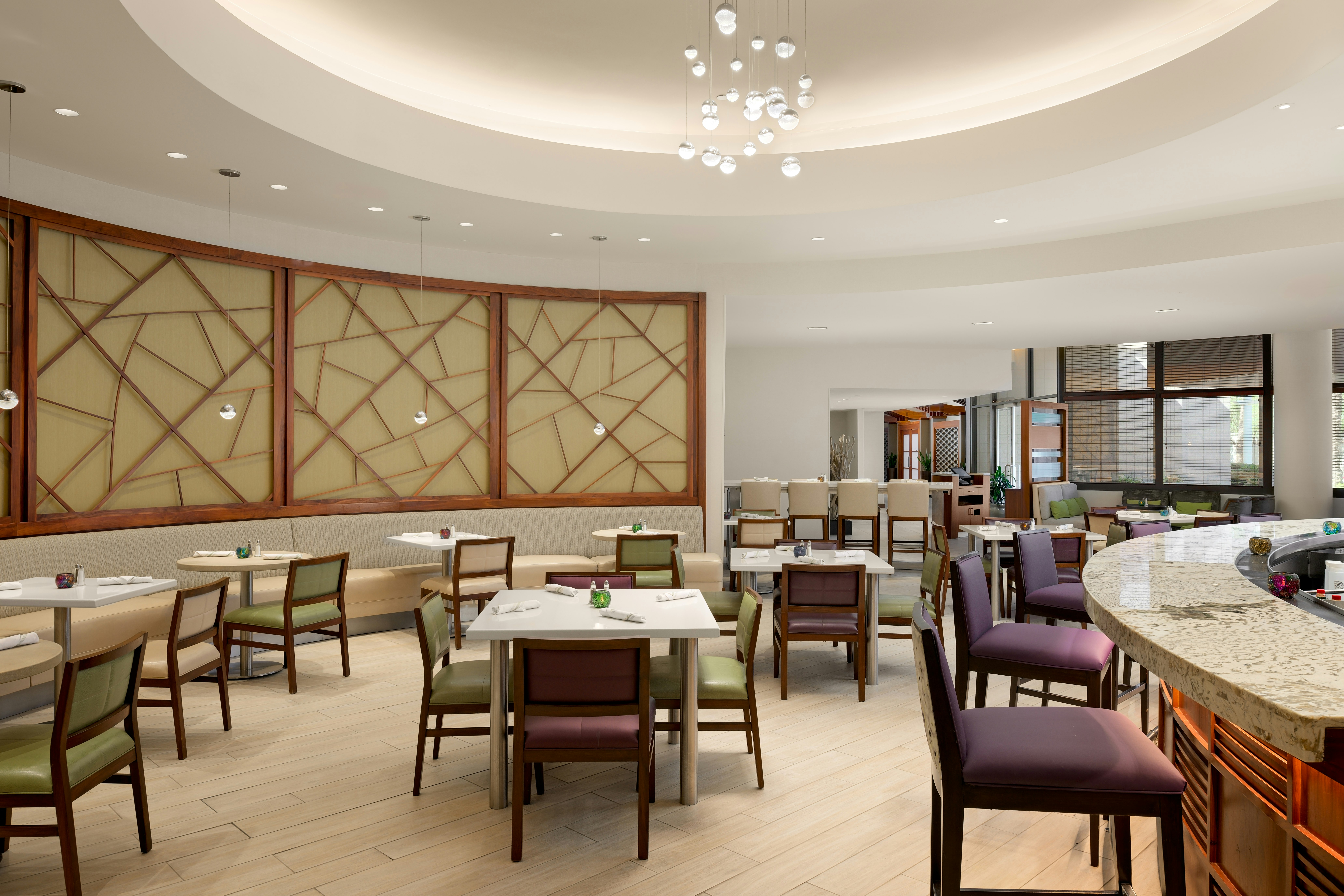 DoubleTree Suites by Hilton Hotel Phoenix 21/38