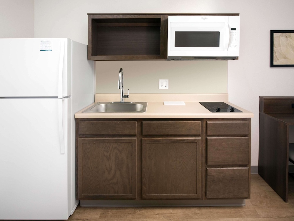 Extended Stay America Suites - Minneapolis - Fridley 9/49