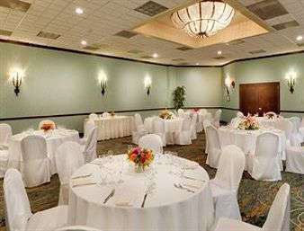 Holiday Inn Long Island - Islip Arpt East 30/46