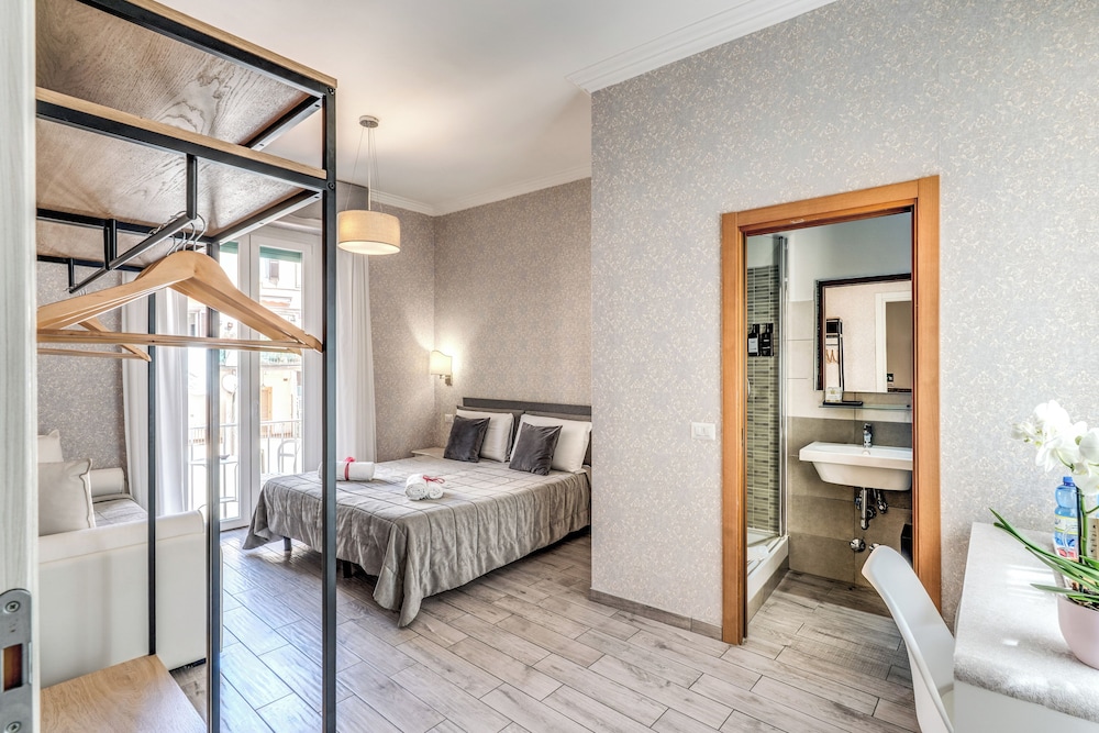 Marta Inn (ex Da Marta and Alida all Esquilino) 11/50