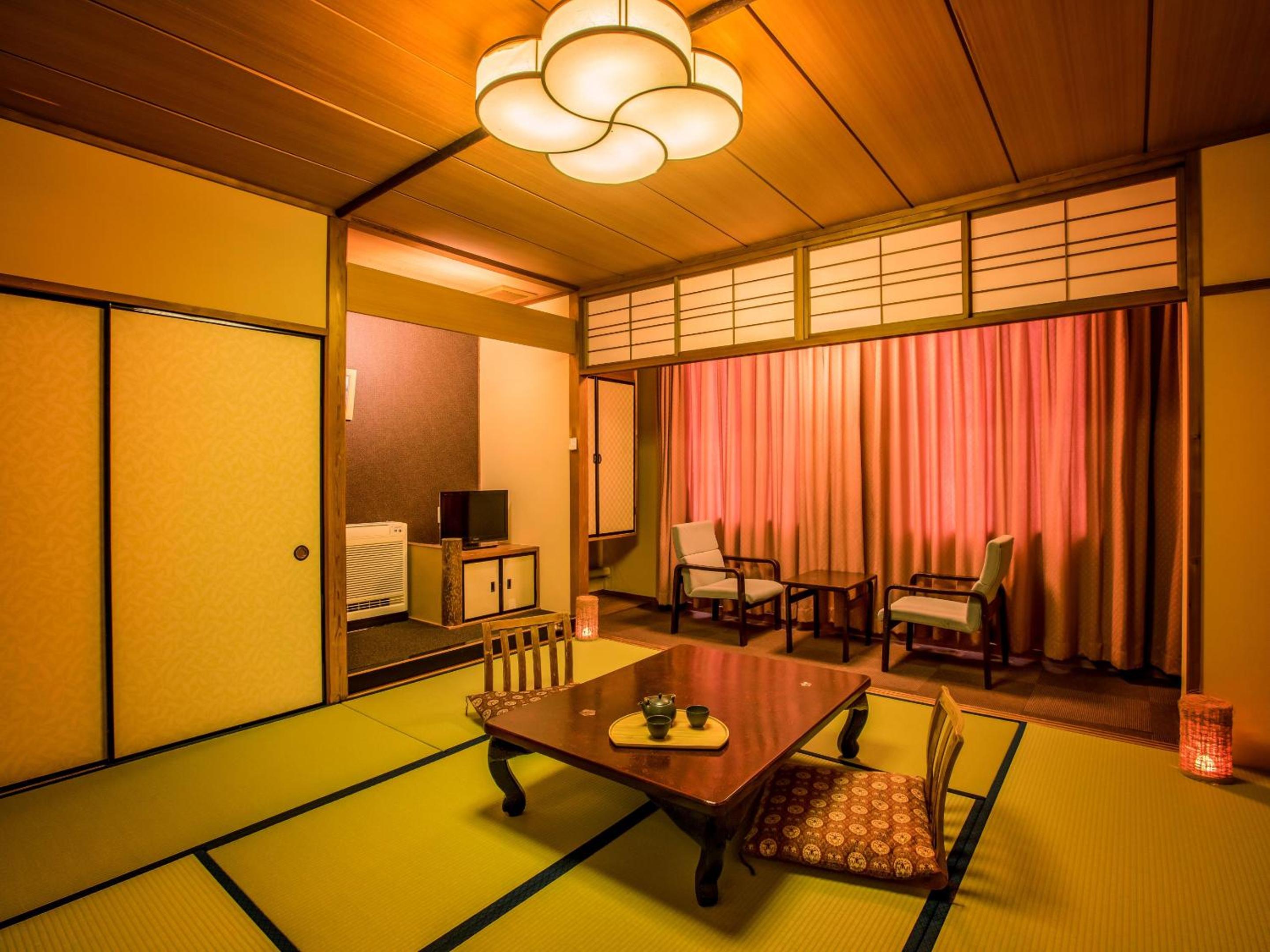 غرفة يابانية اقتصادية بدون إطلالة بحمام مشترك، Ooedo Onsen Monogatari Gero Bekkan 2/3