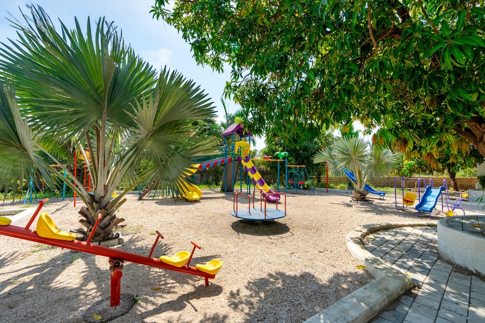 SAAVAJ RESORT 20/36