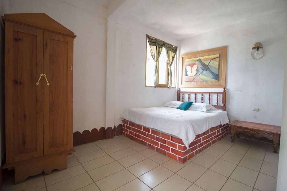 ECO HOTEL UXLABIL ATITLAN 11/49