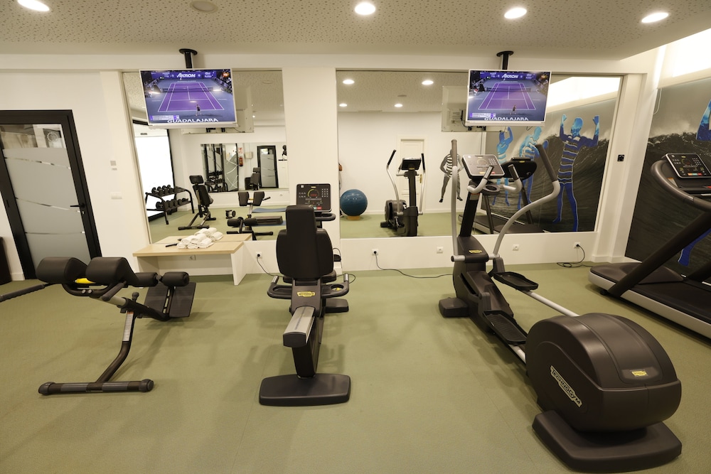 Marvell Club Aparthotel 32/64