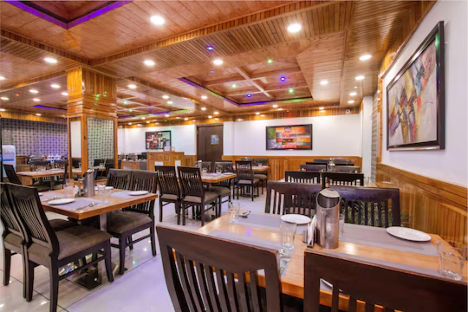 HOTEL HIMGIRI 49/50