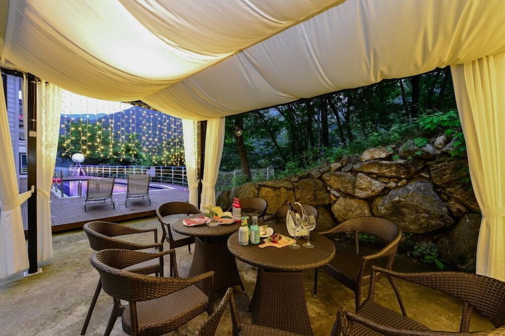 Gapyeong Camel Pension 40/50