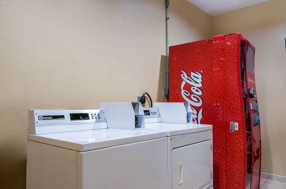 Quality Inn & Suites Slidell LA 18/52