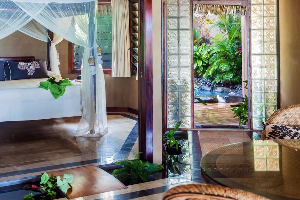 RUMOURS LUXURY VILLAS & SPA 10/60