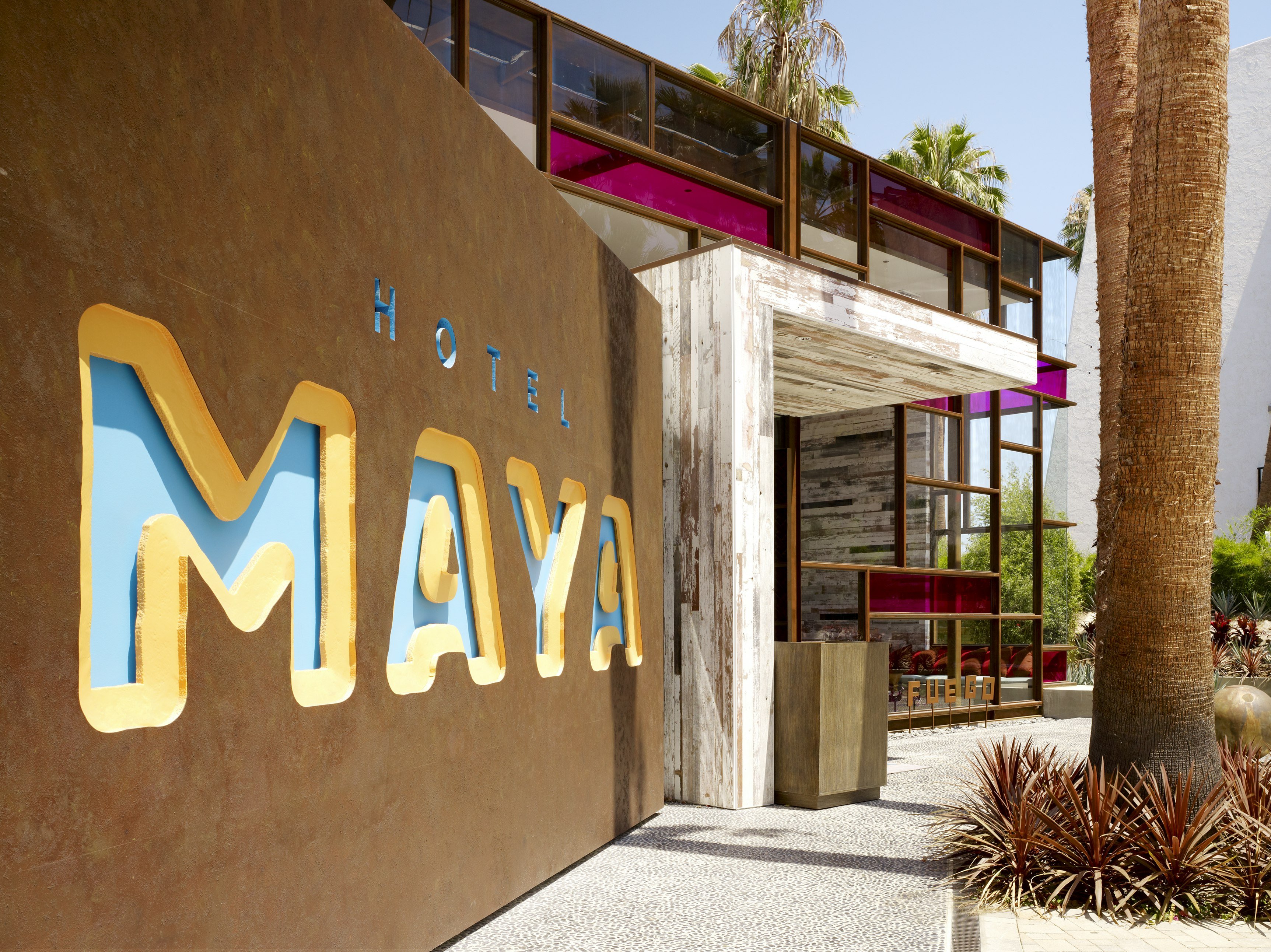 Hotel Maya 6/77